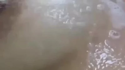 老婆洗澡自摸