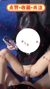母狗一边和舔狗打电话一边被操